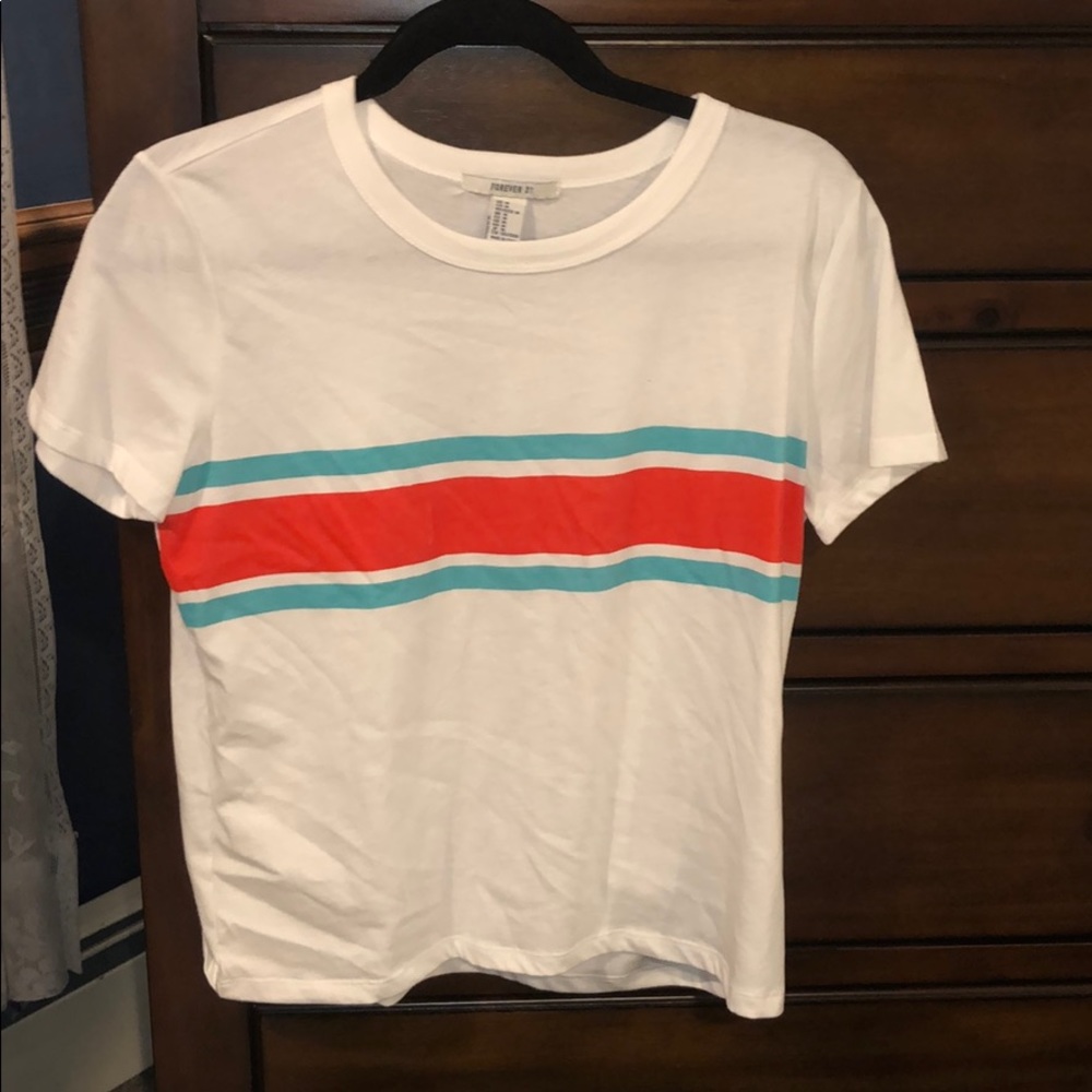 white t-shirt